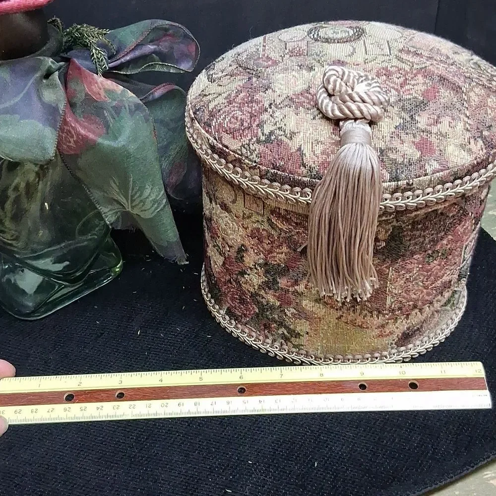 Vintage Tapestry Box, 2‎ Heavenly Heart Plates, & Rose Arrangement